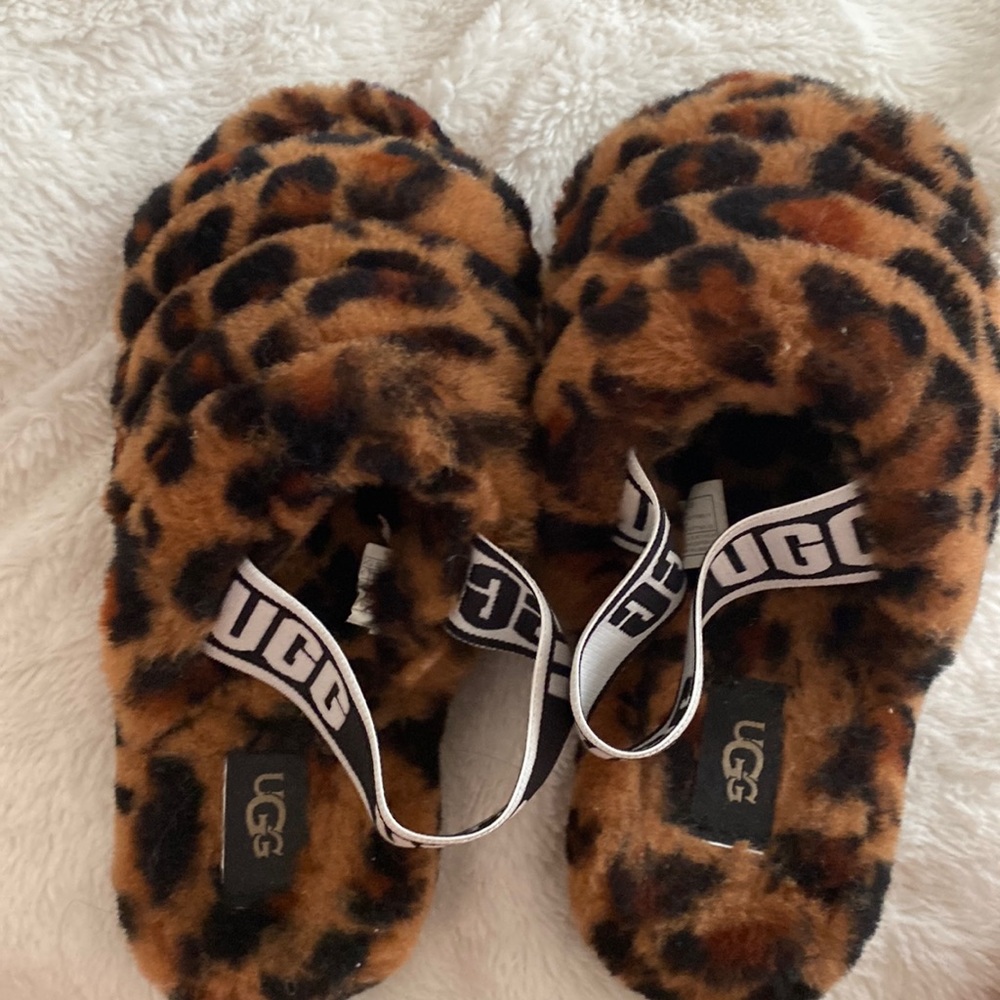 Cheeta Print Ugg slippers! Size 7